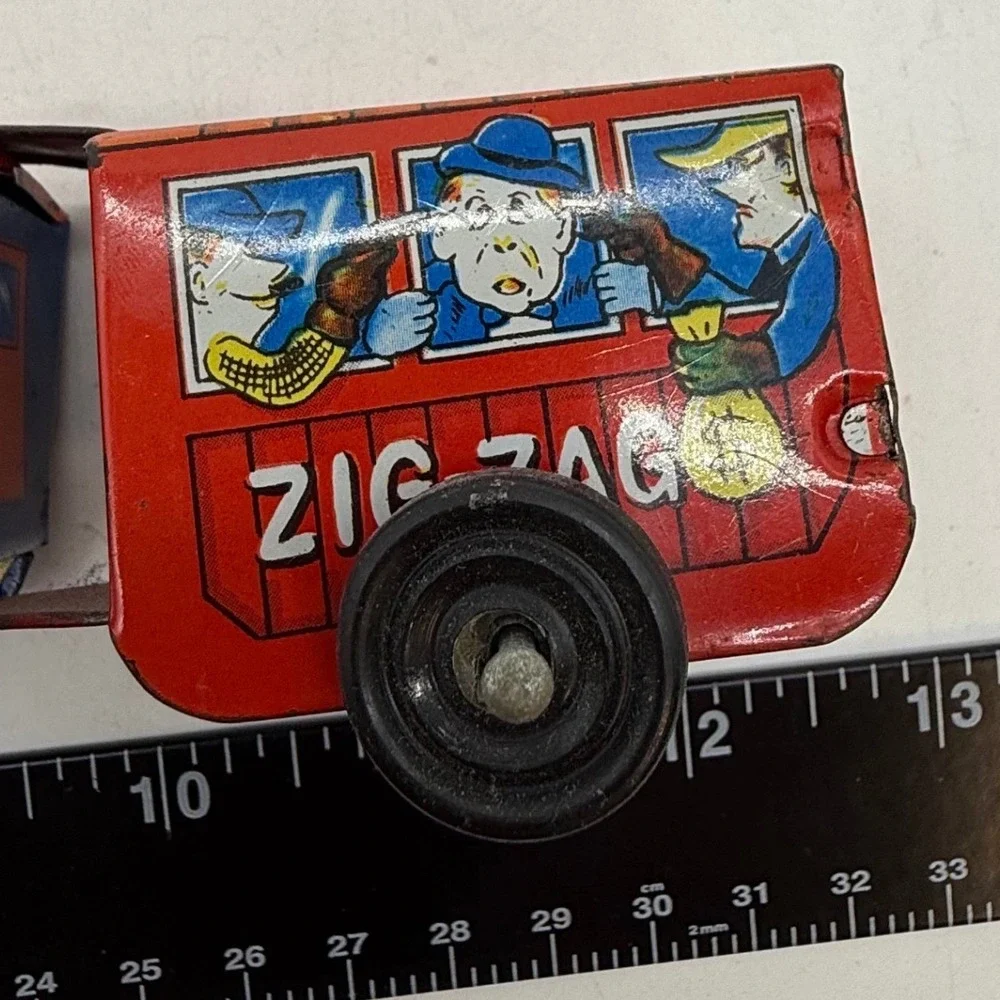 Vintage Wind Up Tin‎ Litho Comic Western Zig Zag Train Toy Set Locomotive Cars